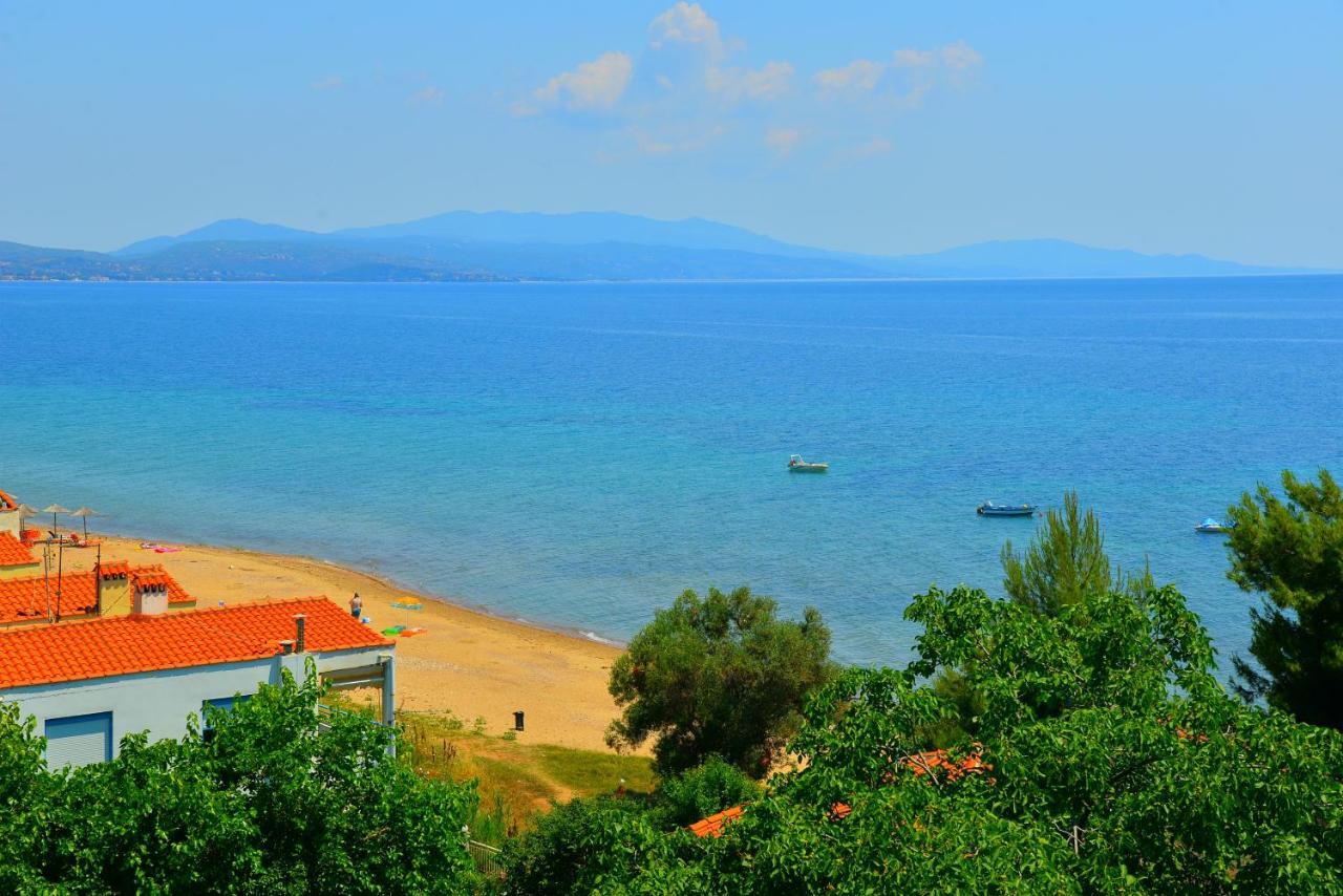 Golden Beach Hotel Metamorfosi  Exterior photo